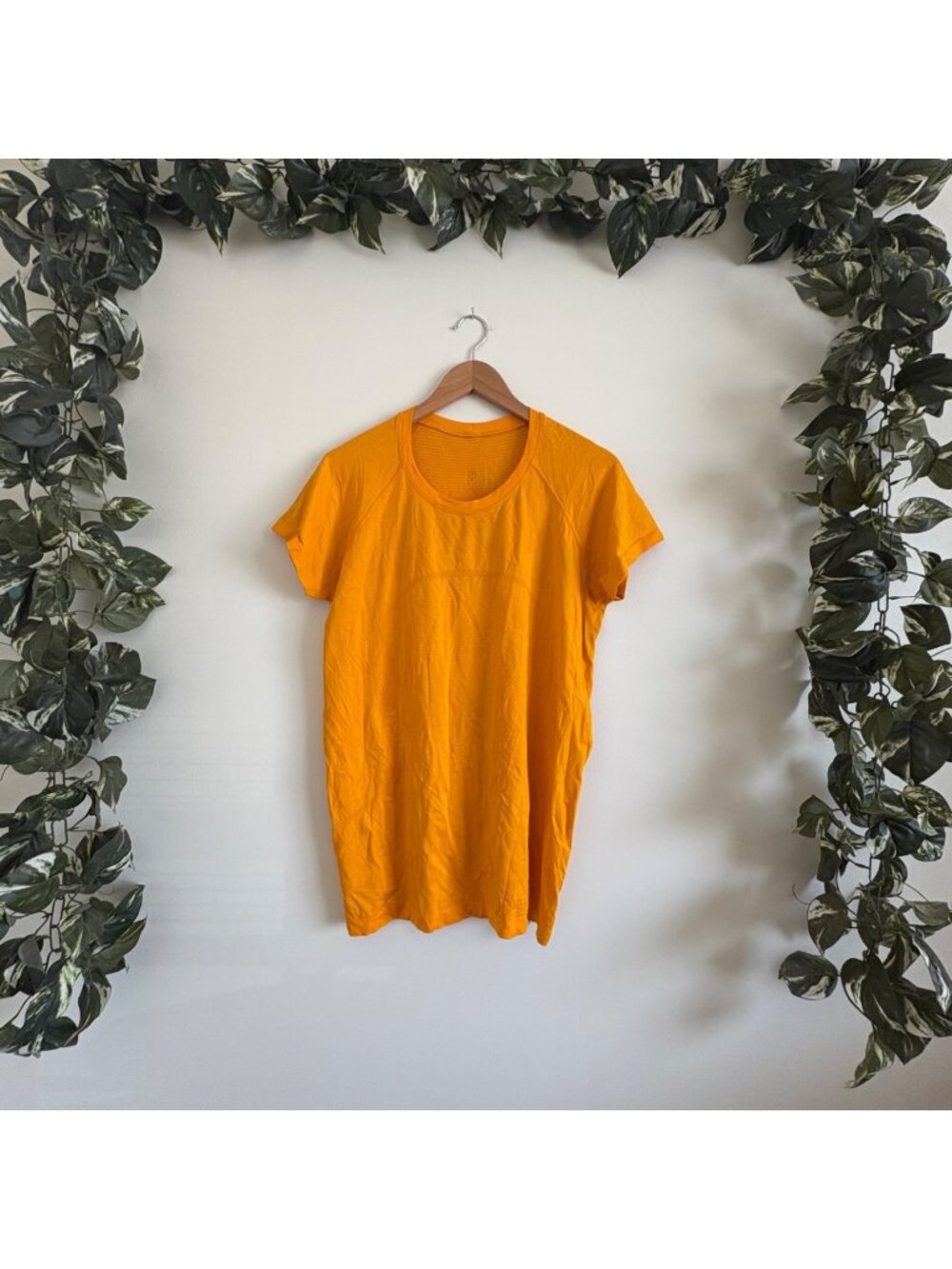 Lululemon Athletic Swiftly Tech Short Sleeve Shirt 2.0 Honey Mustard Size 14